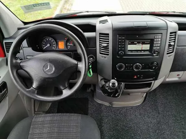 Mercedes-Benz Sprinter 516 CDI Image 7